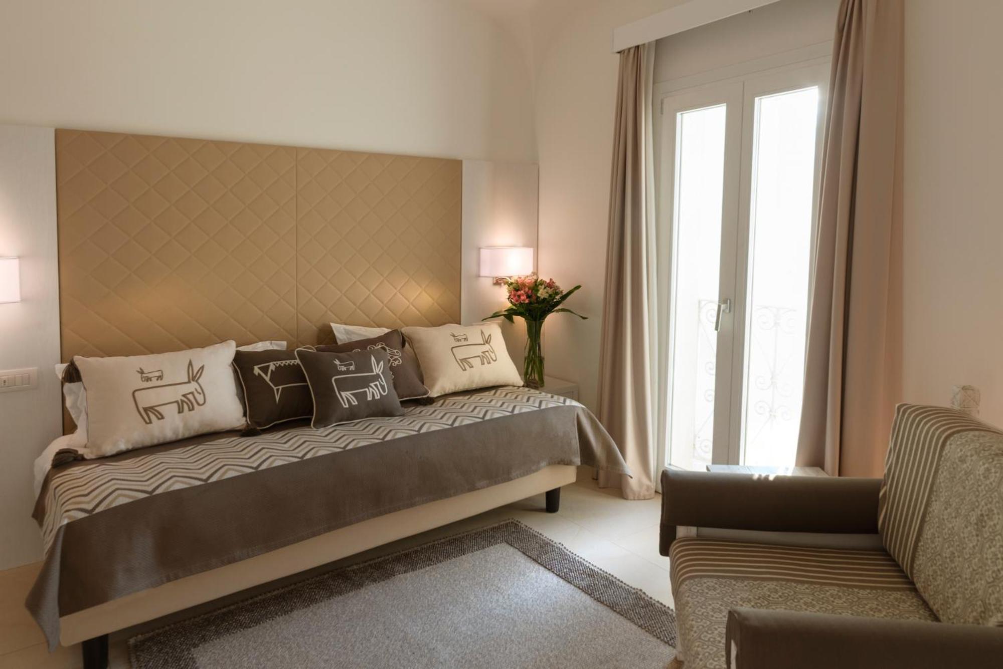 Hotel Moresco Santa Teresa Gallura Eksteriør bilde