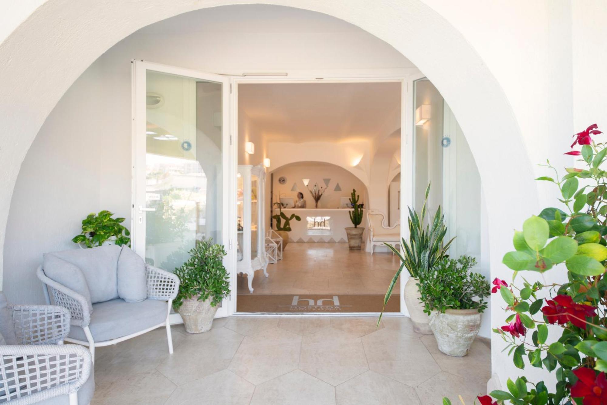 Hotel Moresco Santa Teresa Gallura Eksteriør bilde