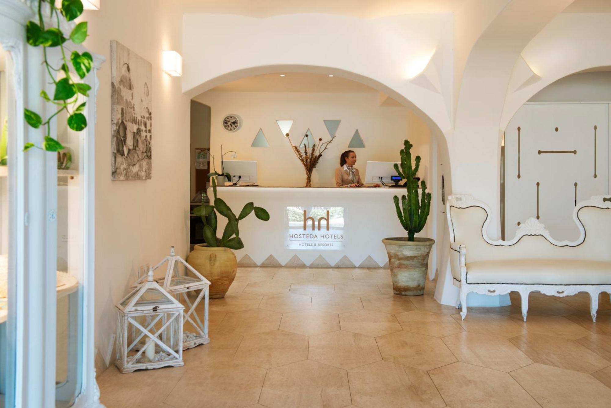 Hotel Moresco Santa Teresa Gallura Eksteriør bilde